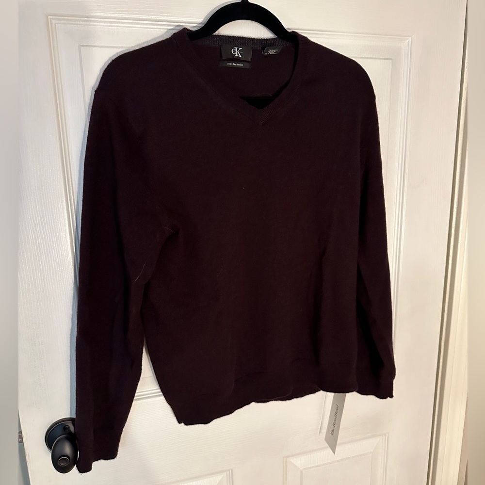 Calvin Klein Collection 100% merino wool v-neck sweater